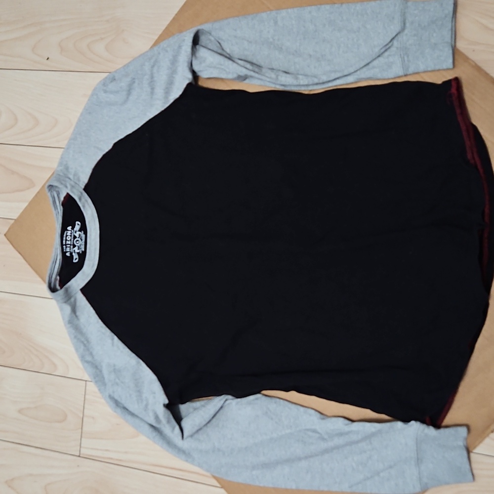 Black and Gray Long Sleeve Arizona Tee